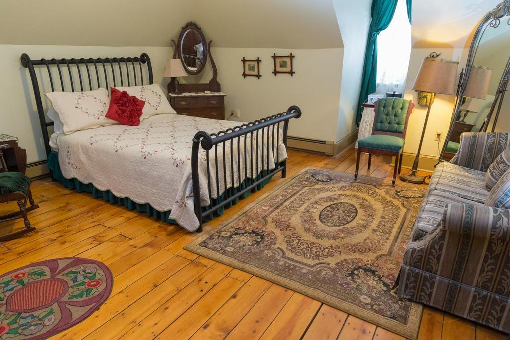 Fitzroy Hall Charlottetown Room photo